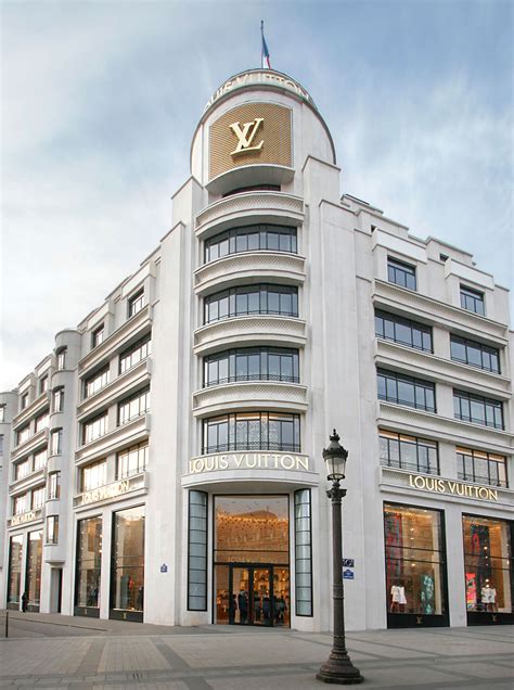 louis vuitton parigi negozio|Louis Vuitton maison champs élysées.